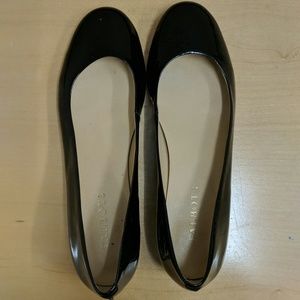Talbots  Womans Flats Size 7.5 Leather Patent